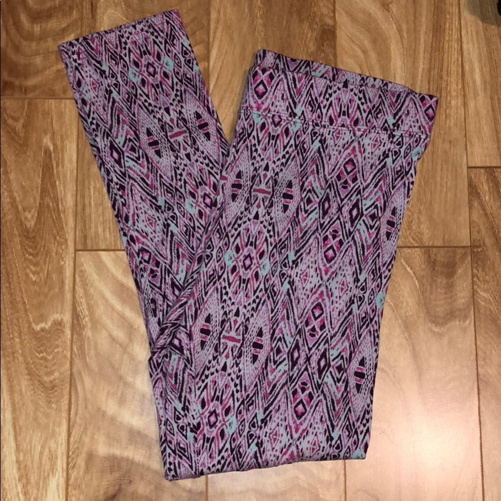 American Eagle printed leggings
